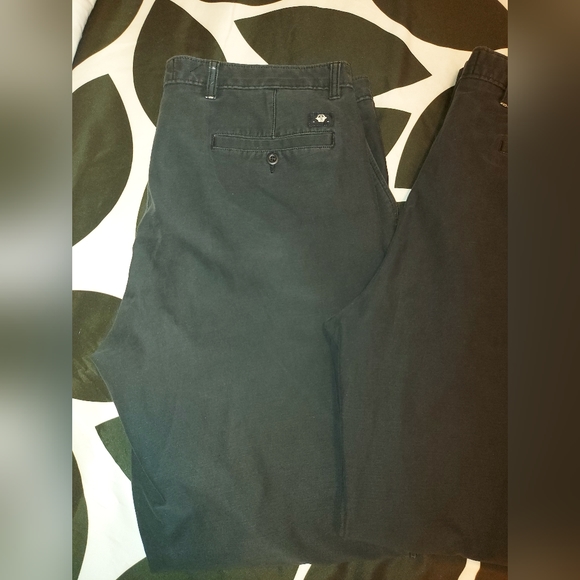 Dockers pants size 38x34 - Picture 2 of 11